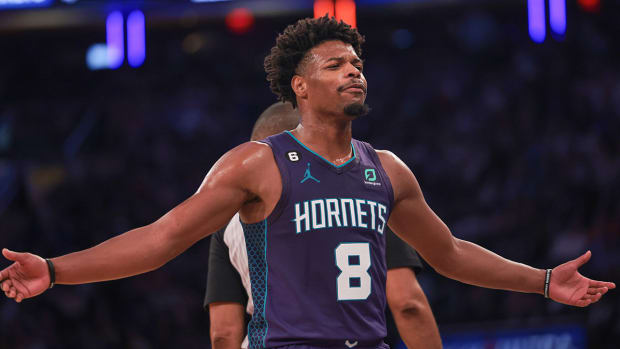 Hornets guard Dennis Smith Jr. (8) reacts after being called for a foul during the first half against the Knicks at Madison Square Garden.